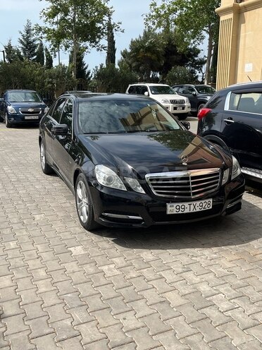 Mercedes E 220 d 2011, 245,000 km - 2.1 l - Bakı