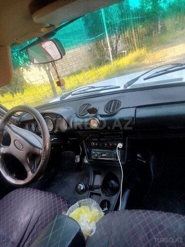 LADA (VAZ) 2106 1984, 250,000 km - 1.3 l - Yevlax