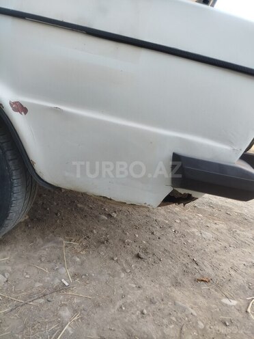 LADA (VAZ) 2106 1984, 250,000 km - 1.3 l - Yevlax