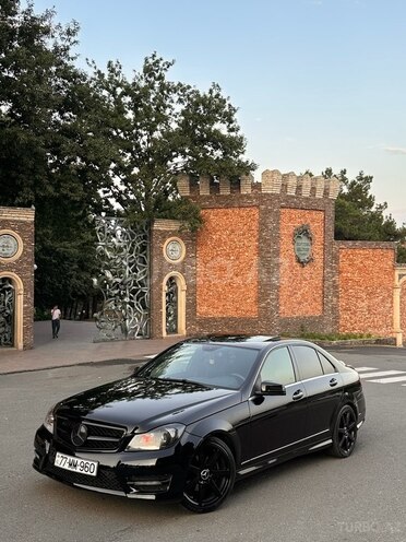 Mercedes C 250 2014, 181,000 km - 1.8 л - Tovuz