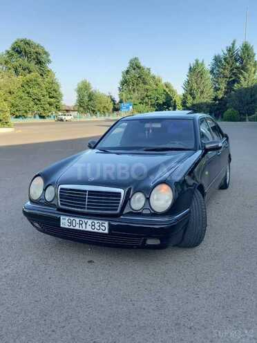 Mercedes E 240 1997, 215,432 km - 2.4 l - Qazax