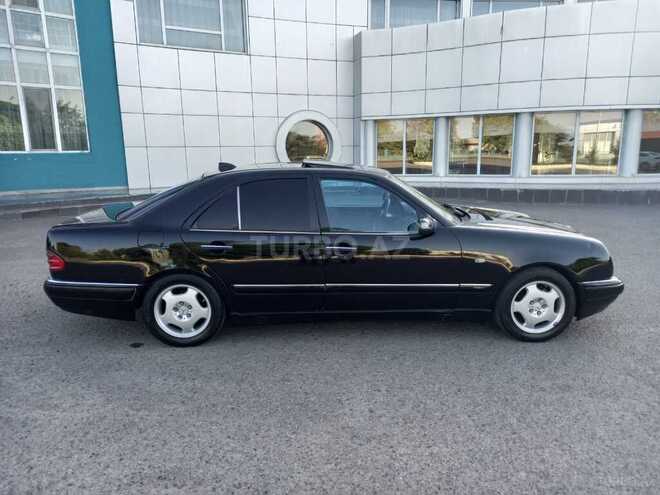 Mercedes E 240 1997, 215,432 km - 2.4 l - Qazax