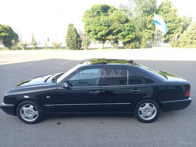 Mercedes E 240 1997, 215,432 km - 2.4 l - Qazax
