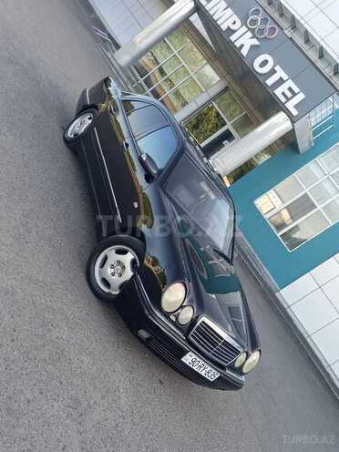 Mercedes E 240 1997, 215,432 km - 2.4 l - Qazax