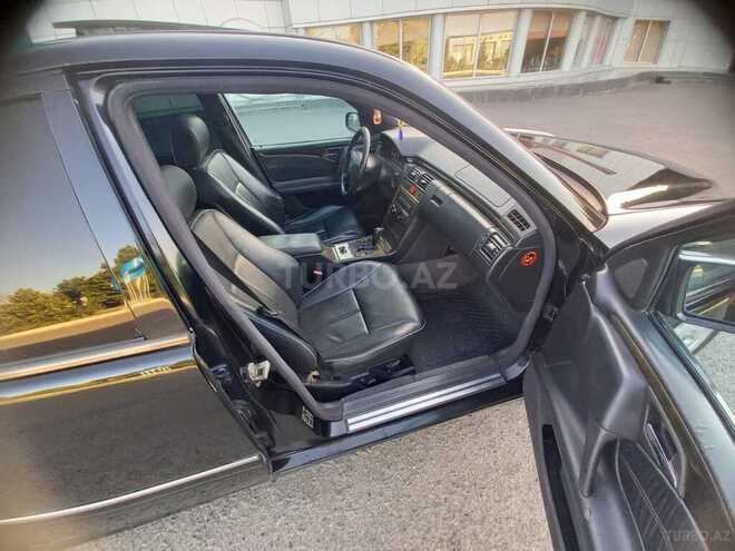 Mercedes E 240 1997, 215,432 km - 2.4 l - Qazax