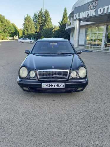 Mercedes E 240 1997, 215,432 km - 2.4 l - Qazax