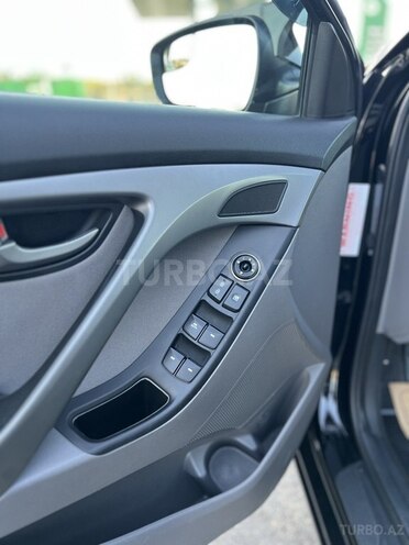 Hyundai Elantra 2015, 52,000 km - 1.8 l - Bakı