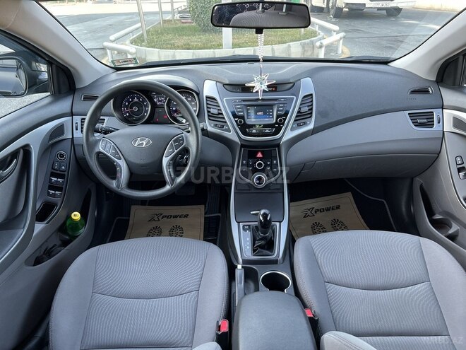 Hyundai Elantra 2015, 52,000 km - 1.8 l - Bakı