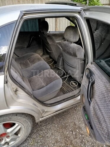 Opel Vectra 1997, 250,000 km - 2.5 l - Zaqatala