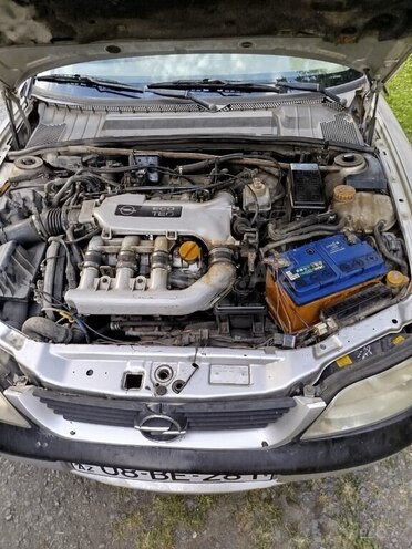 Opel Vectra 1997, 250,000 km - 2.5 l - Zaqatala