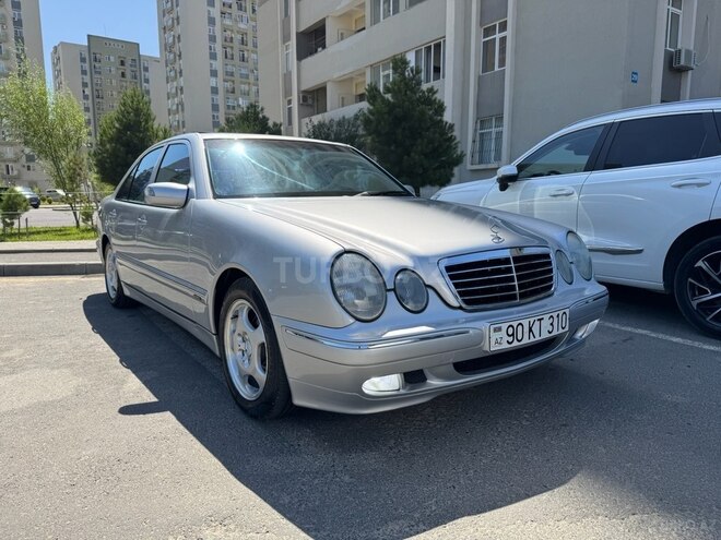 Mercedes E 220 d 2001, 329,946 km - 2.2 l - Bakı