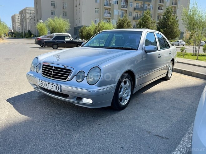 Mercedes E 220 d 2001, 329,946 km - 2.2 l - Bakı