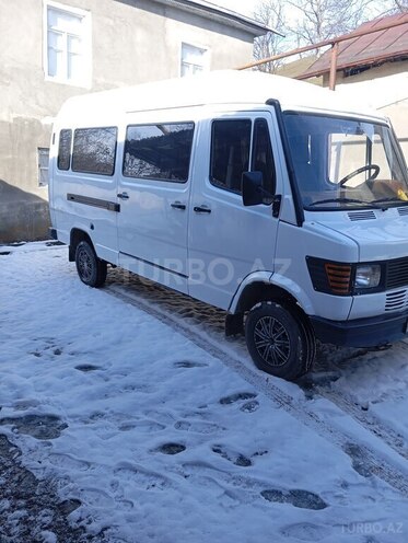 Mercedes 208 D 1993, 123,547 km - 2.3 л - Quba