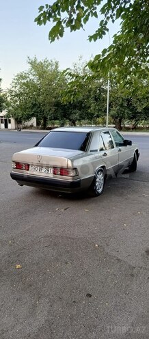 Mercedes 190 1992, 900,000 km - 2.0 l - Bərdə
