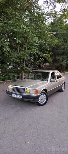 Mercedes 190 1992, 900,000 km - 2.0 l - Bərdə