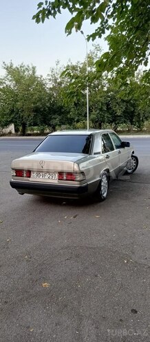 Mercedes 190 1992, 900,000 km - 2.0 l - Bərdə