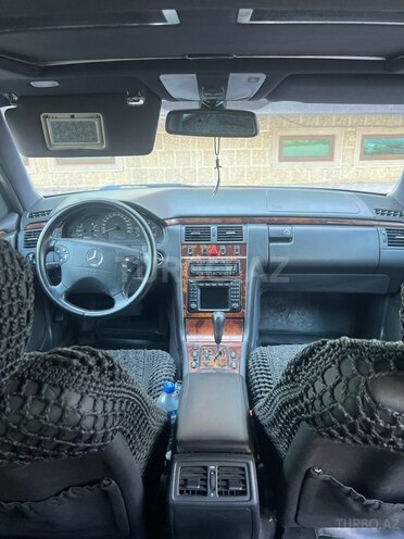 Mercedes E 270 2001, 487,522 km - 2.7 l - Şirvan
