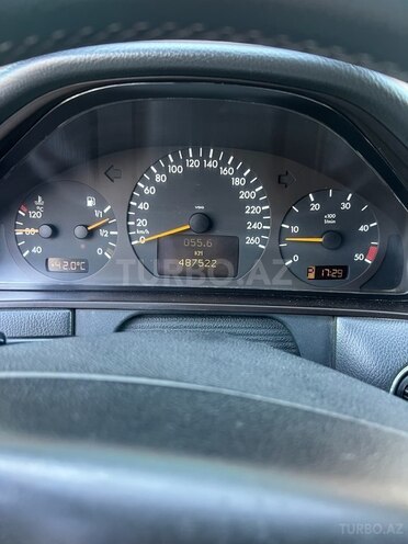 Mercedes E 270 2001, 487,522 km - 2.7 l - Şirvan
