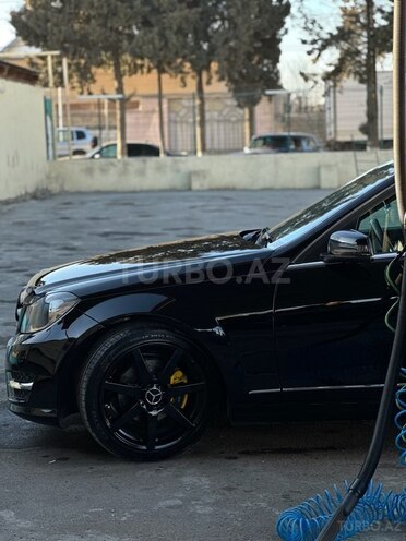 Mercedes C 250 2014, 181,000 km - 1.8 л - Tovuz