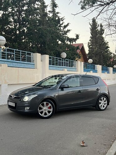Hyundai i30 2009, 181,000 km - 1.4 л - Şirvan