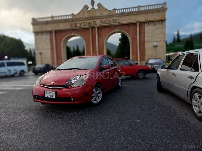 Toyota Prius-3