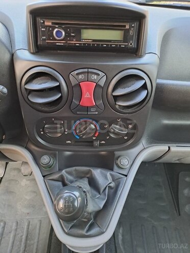 Fiat Doblo 2009, 114,249 km - 1.9 l - Bakı