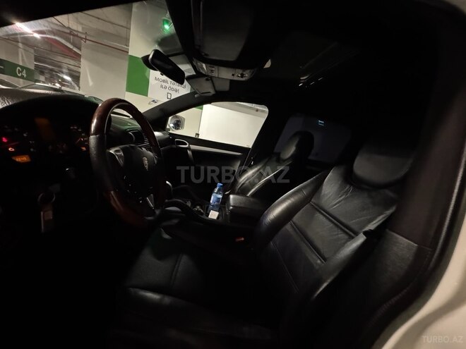 Porsche Cayenne-9