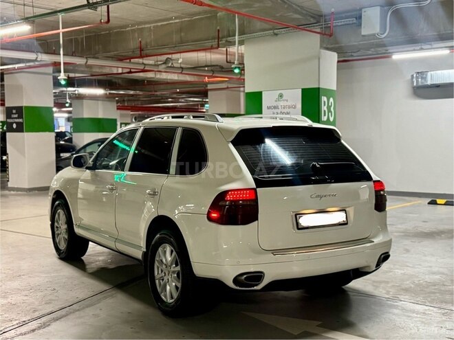 Porsche Cayenne-5