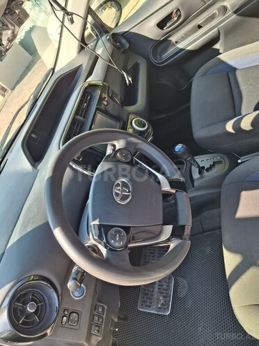 Toyota Aqua 2018, 130,000 km - 1.5 l - Bakı