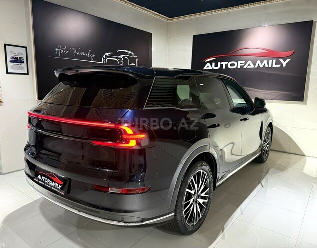 Changan Qiyuan Q07-4