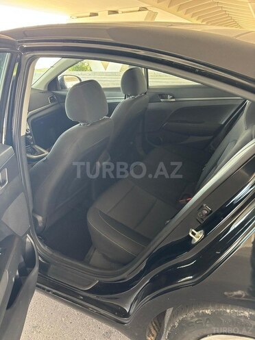 Hyundai Elantra 2017, 95,000 km - 2.0 л - Bakı