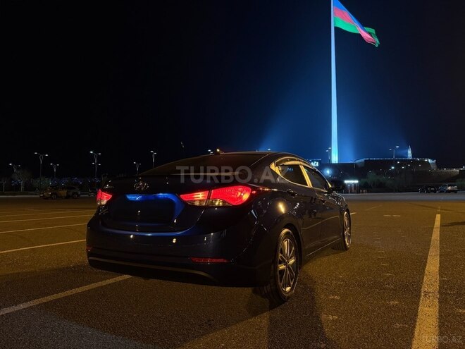 Hyundai Elantra 2015, 212,433 km - 1.8 l - Bakı