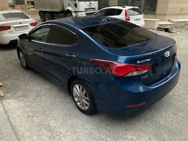 Hyundai Elantra 2015, 212,433 km - 1.8 l - Bakı