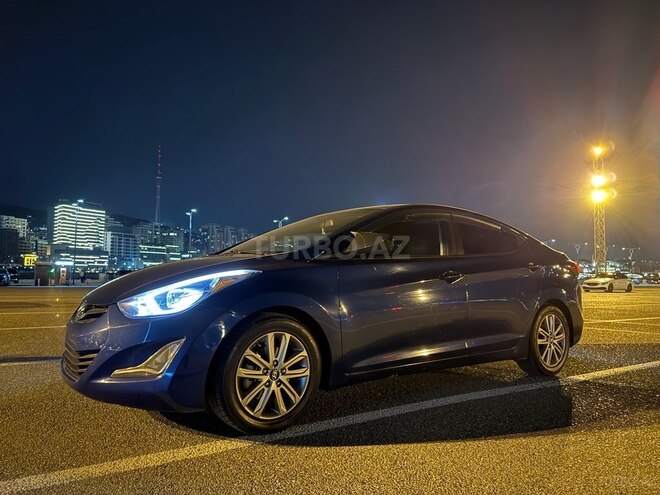 Hyundai Elantra 2015, 212,433 km - 1.8 l - Bakı
