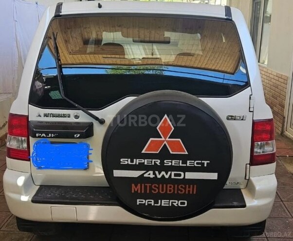 Mitsubishi Pajero io 2001, 215,000 km - 2.0 l - Bakı