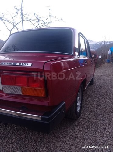 LADA (VAZ) 2107-4