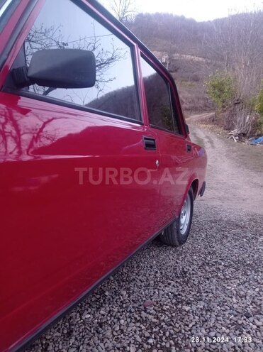 LADA (VAZ) 2107-8