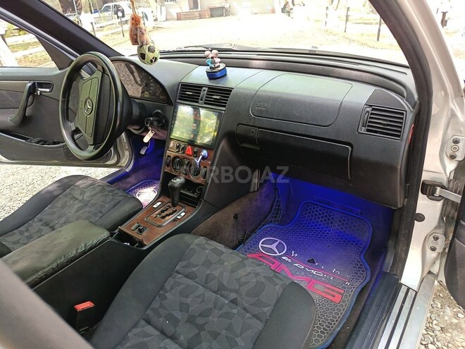 Mercedes C 180 1999, 183,000 km - 1.8 l - Xaçmaz