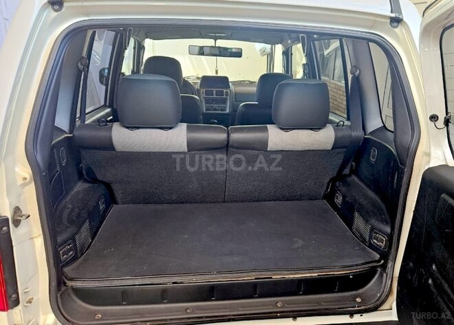 Mitsubishi Pajero io 2001, 215,000 km - 2.0 l - Bakı