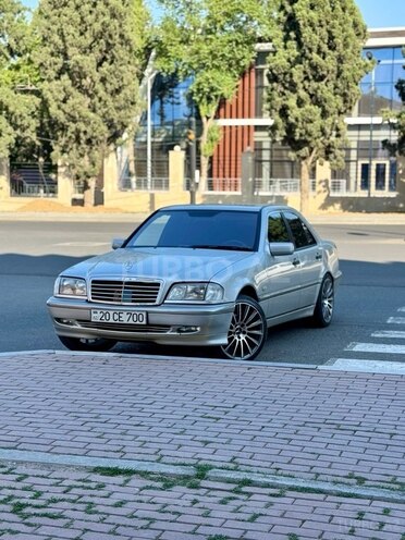 Mercedes C 240 1999, 265,000 km - 2.6 l - Gəncə