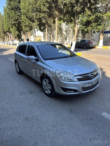 Opel Astra 2009, 177,300 km - 1.4 l - Bakı