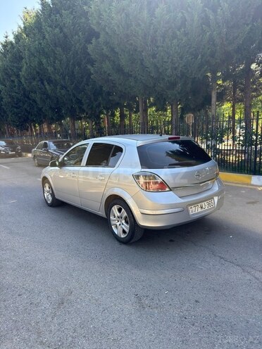 Opel Astra 2009, 177,300 km - 1.4 l - Bakı