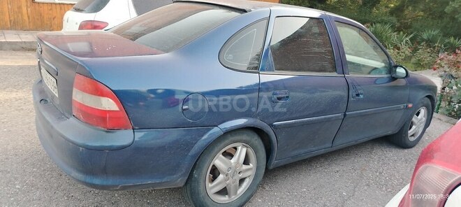 Opel Vectra 1996, 580,880 km - 2.0 l - Sumqayıt