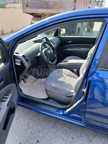 Toyota Prius-3