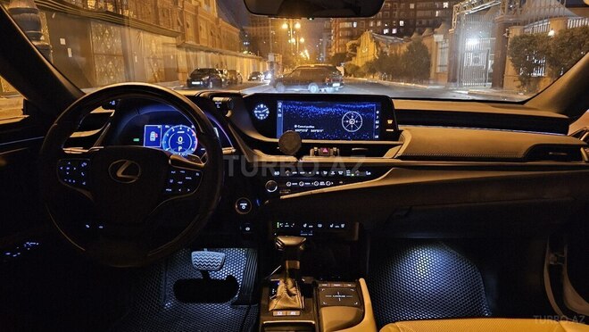 Lexus ES 300h 2020, 56,000 km - 2.5 l - Bakı