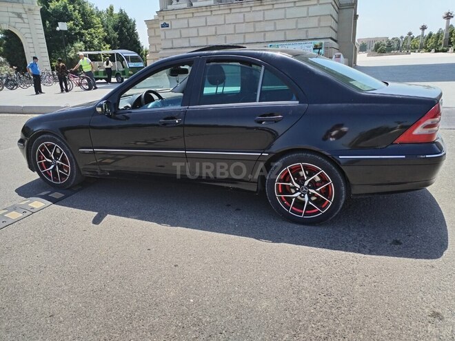 Mercedes C 320 2000, 255,000 km - 3.2 l - Gəncə