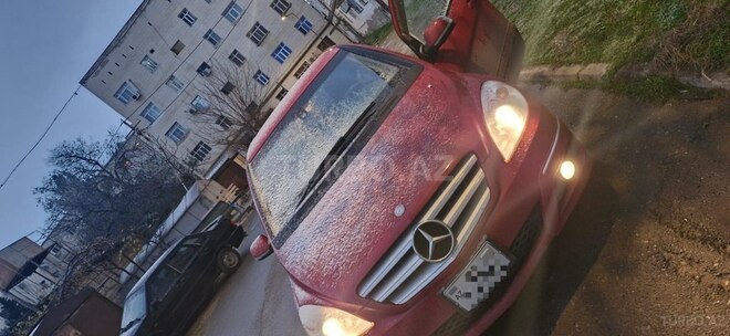 Mercedes B 180 2010, 283,000 km - 1.7 л - Şirvan