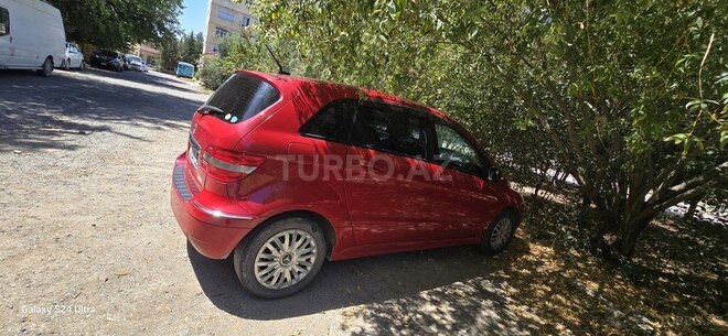 Mercedes B 180 2010, 283,000 km - 1.7 л - Şirvan