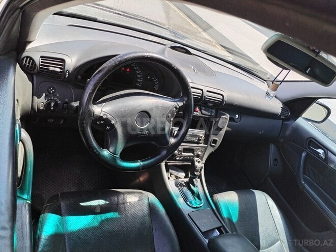Mercedes C 320 2000, 255,000 km - 3.2 l - Gəncə