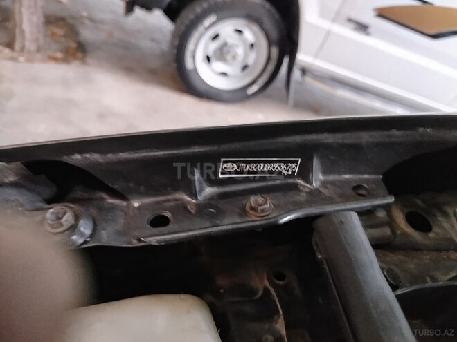 Toyota Prius-13
